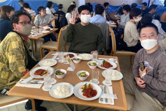 お昼ご飯1